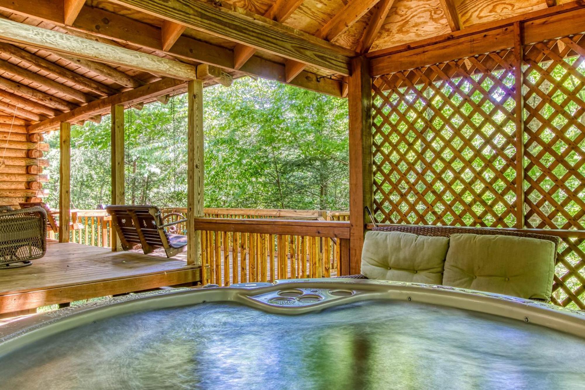 Very Private, Real Log Cabin With Hot Tub! Сивиървил Екстериор снимка